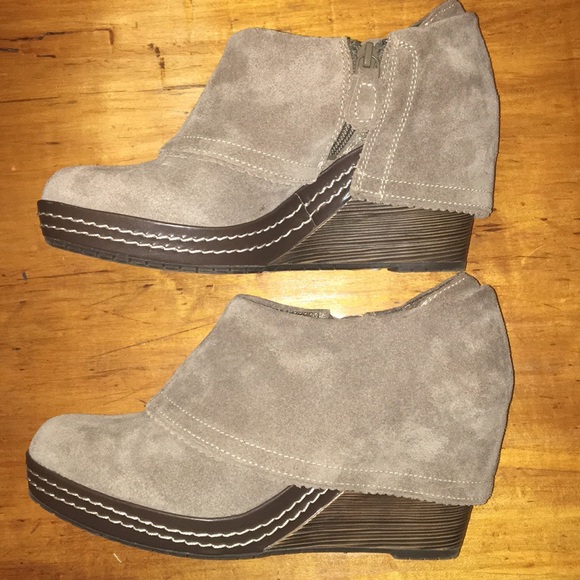 Dr. Scholl’s Balance Wedge Ankle Boots